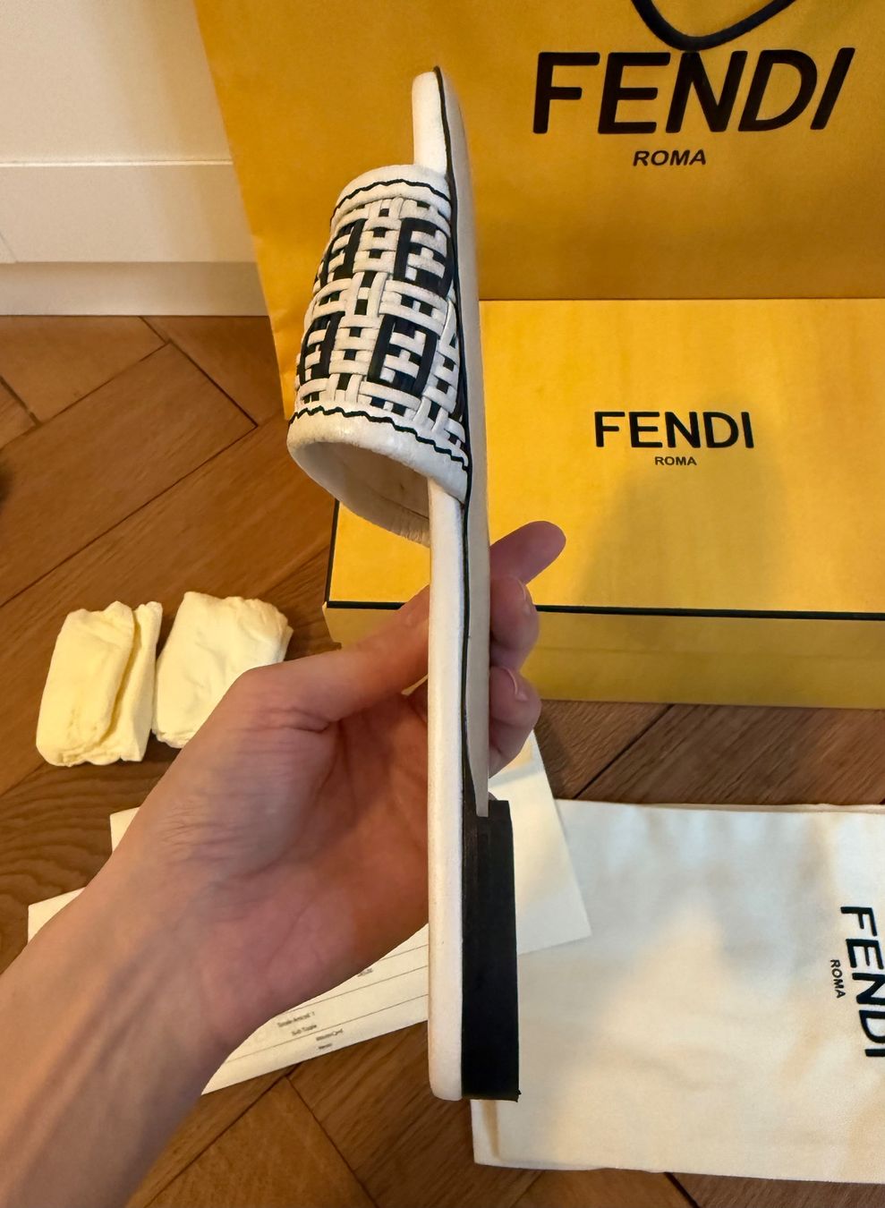 Fendi Scarpe da donna: Fendi Schuhe / Sandalen Gr. 36/37 – Usato da Zürich venduto da MCM11 3