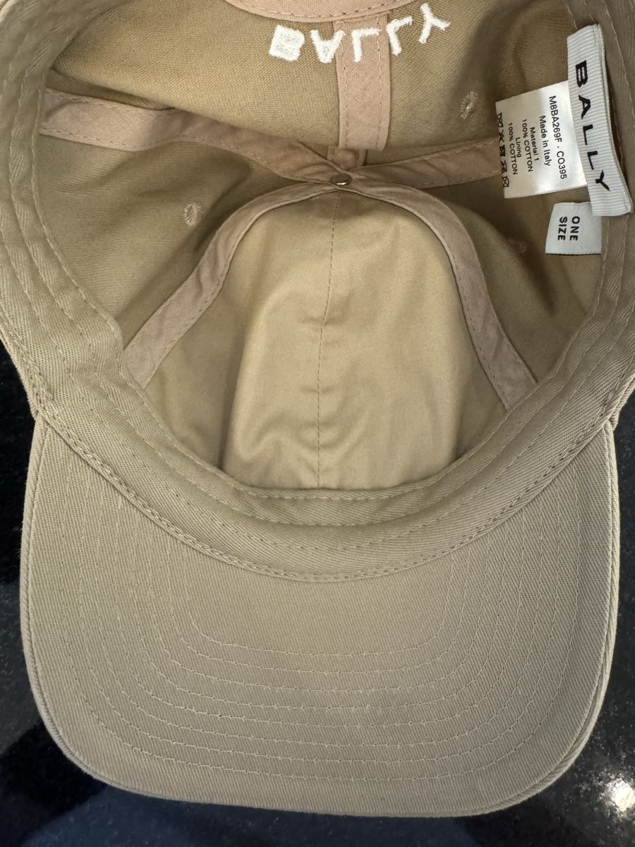 Bally Copricapi, berretti & cappellini: BALLY Cap - wie neu 🧡 – Nuovo (secondo la descrizione) da Zürich venduto da jasmine 3