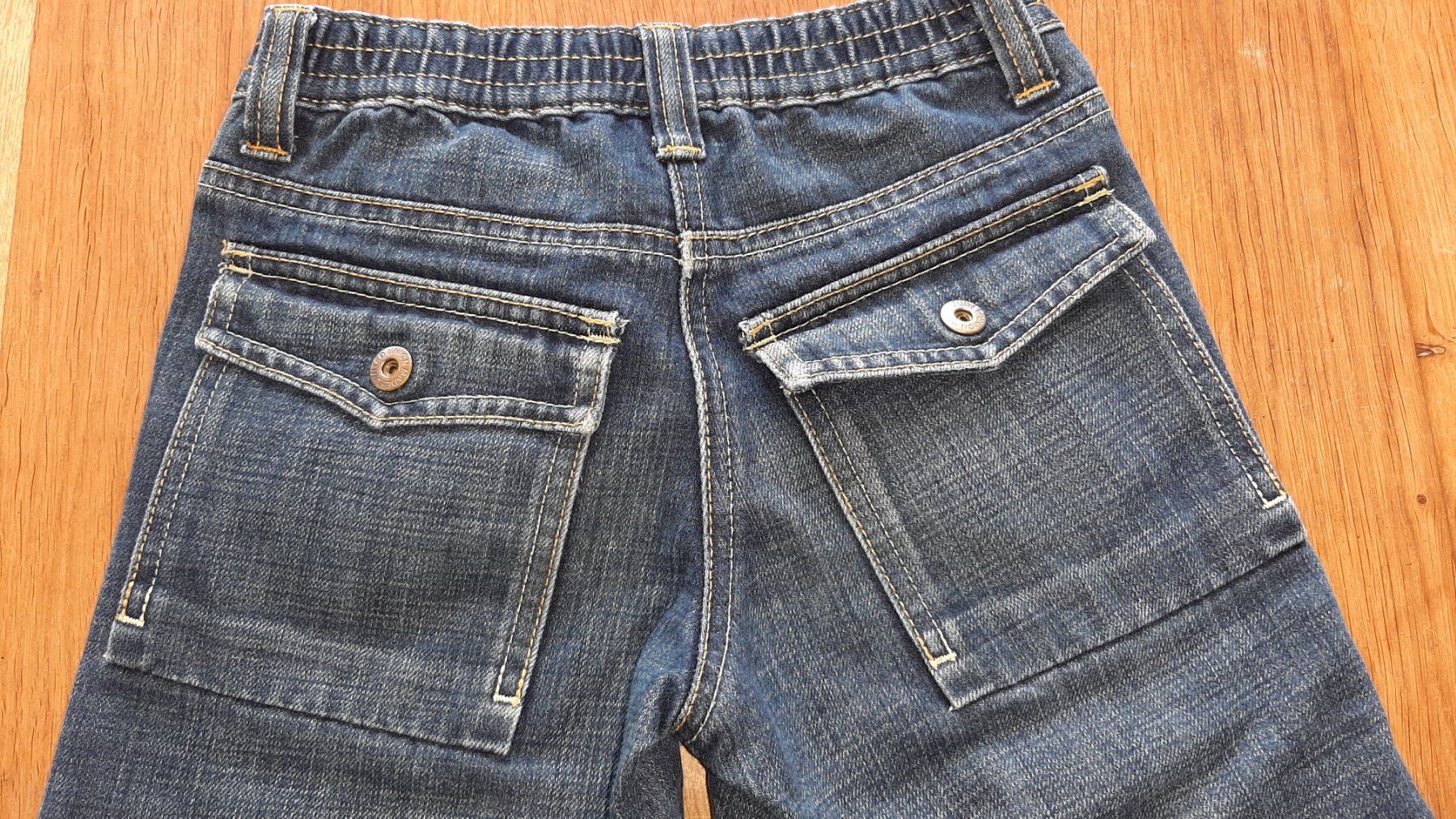 Pantaloni: Shorts Jeans – Usato da Kriens venduto da honig01 4