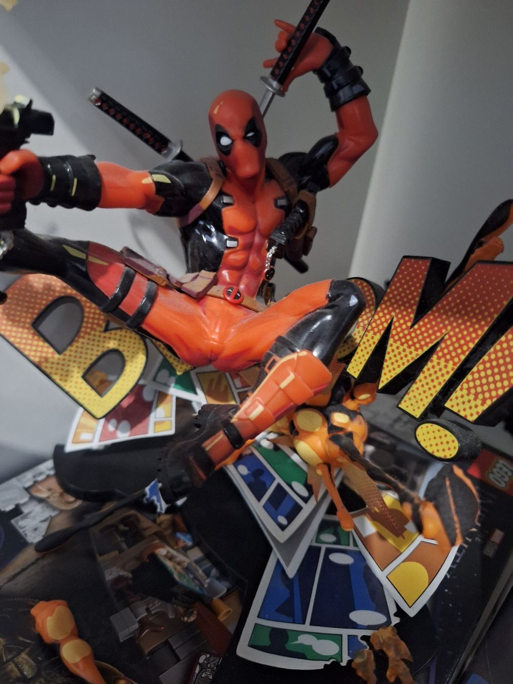 Marvel Statuette: Deadpool Figur und Dvd – Usato da Stansstad venduto da saschaz88 2