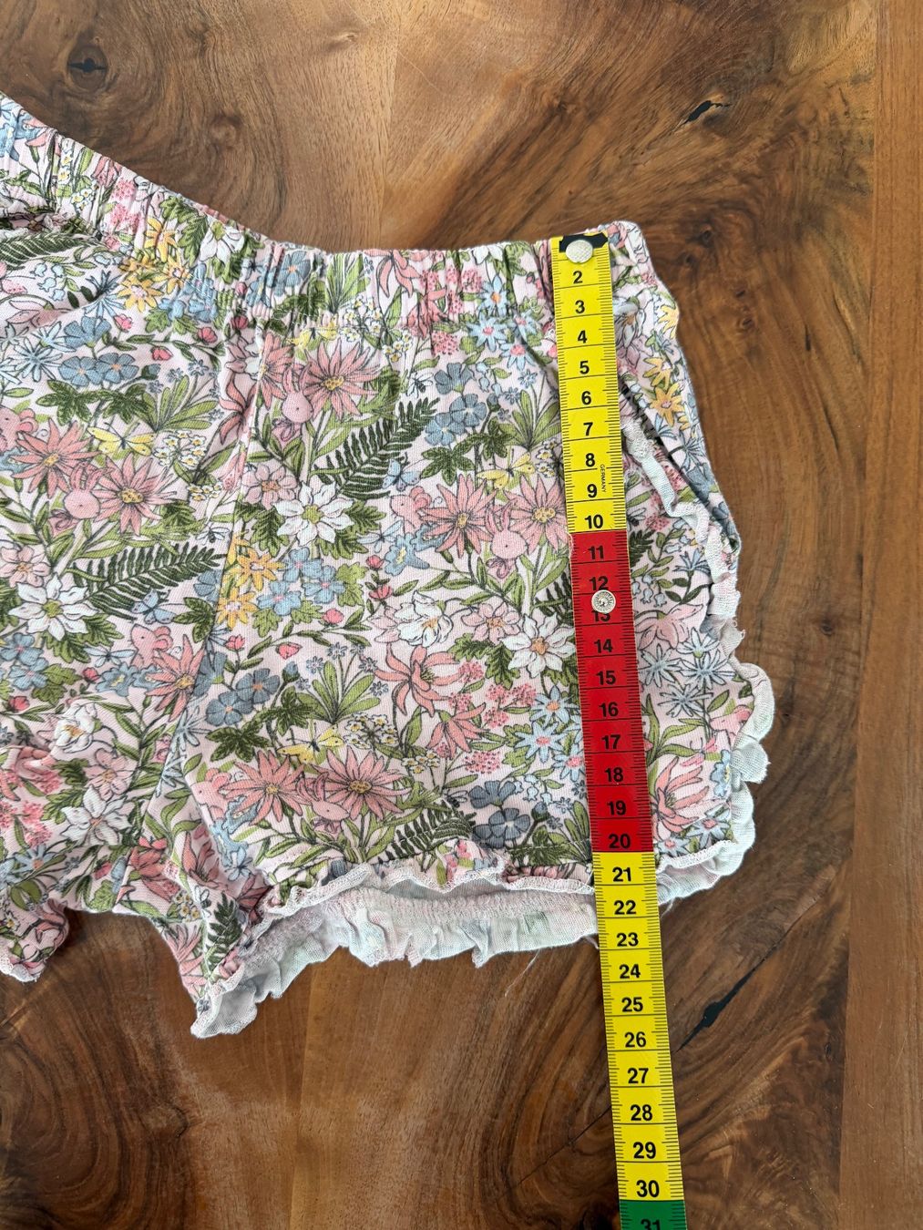Next Pantaloni: Shorts von Next, Grösse 98 – Usato da Haslen AI venduto da s176 4