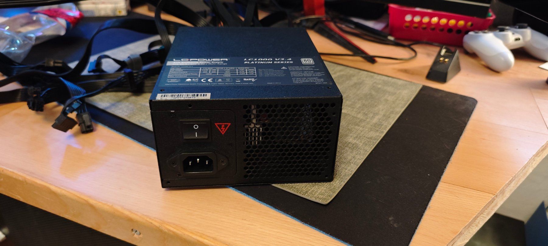 Componenti elettronici: LC Power 1000W – Usato da Wölflinswil venduto da EIFACH_CJ 1