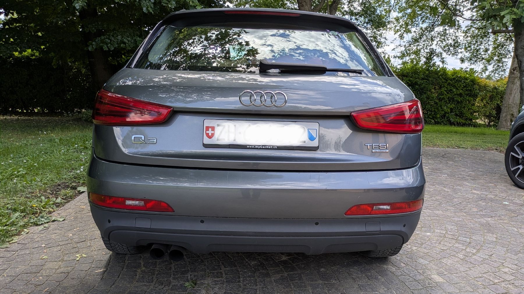 Audi Automobili: Audi Q3 TFSI 2013 Grey - v good condition – Usato da Zürich venduto da cedrium 1