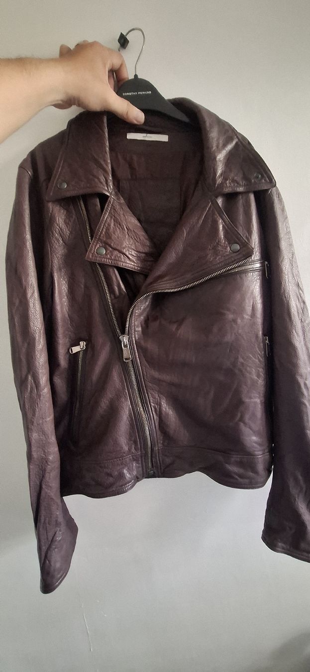 Saint Laurent Jacken: ysl leather jacket size 48 women's – Gebraucht aus Wallisellen von joe_w8ns 1