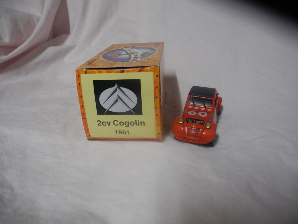 1/43 NOREV CITROEN 2CV bicéphale Pompiers Cogolin 1956