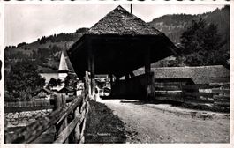 Saanen. Gedeckte Holzbrücke
