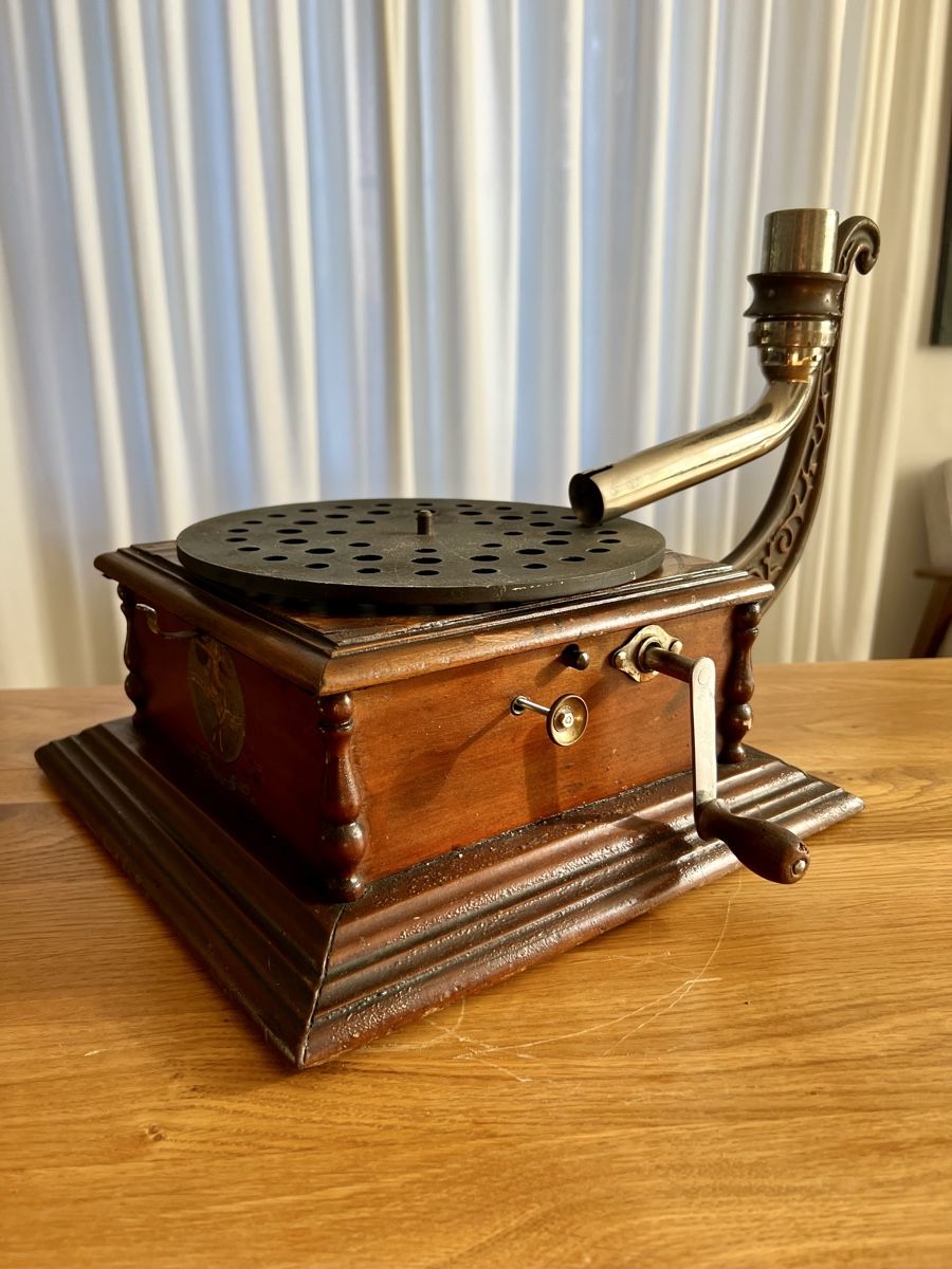 Plattenspieler: Grammophon  – Gebraucht aus Münchenstein von cor_wpw2 1