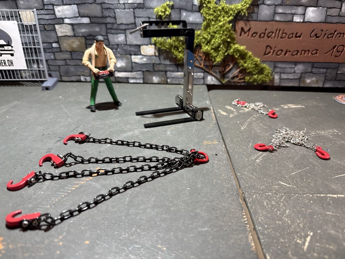 Modellismo RC: Lesu Kran Gabel/Kranzubehoer  – Usato da Altdorf UR venduto da modellbau-widmer