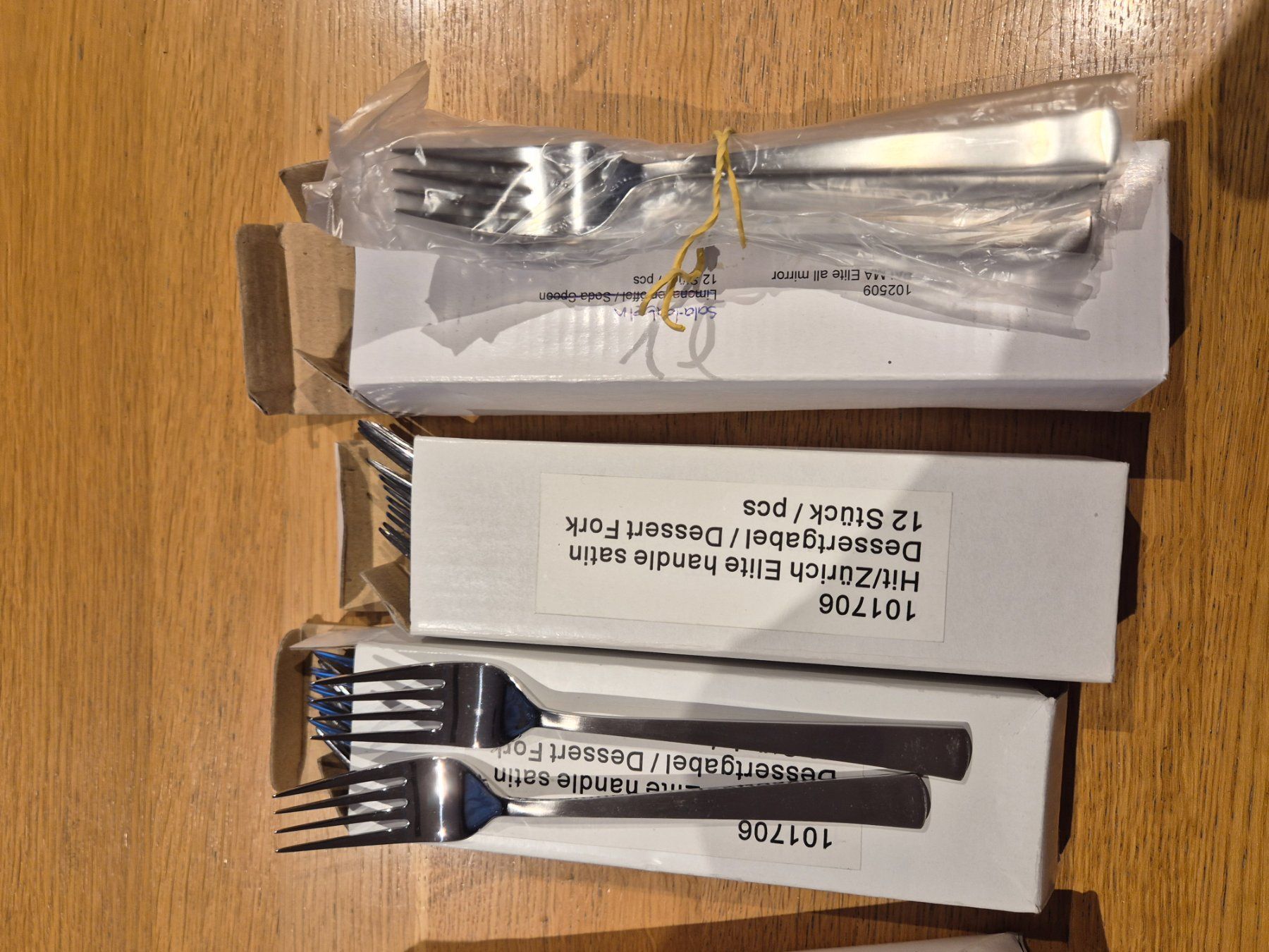 Set di posate: Besteck neu originalverpackt – Nuovo e nell'imballaggio originale da Koppigen venduto da latirero 1