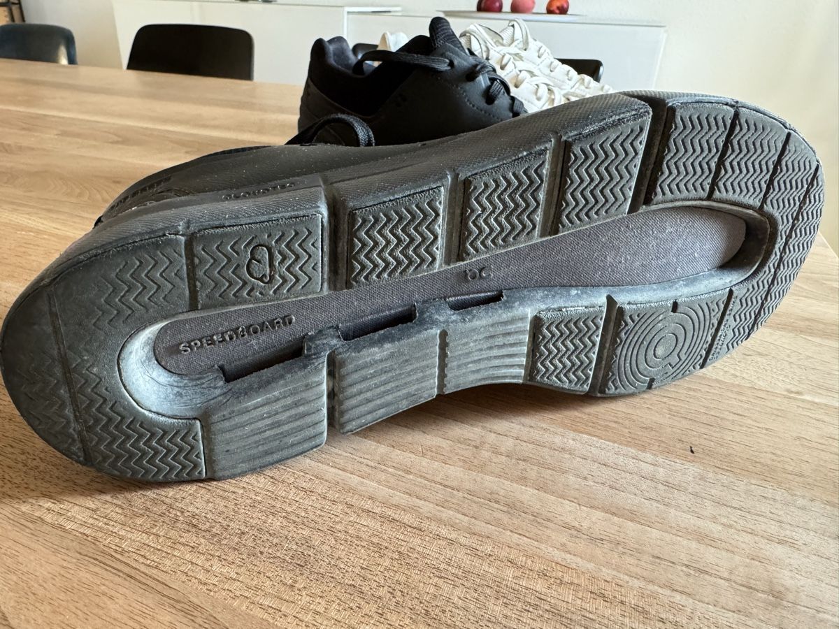 On Damenschuhe: On The Roger – Gebraucht aus Winterthur von epa17 2