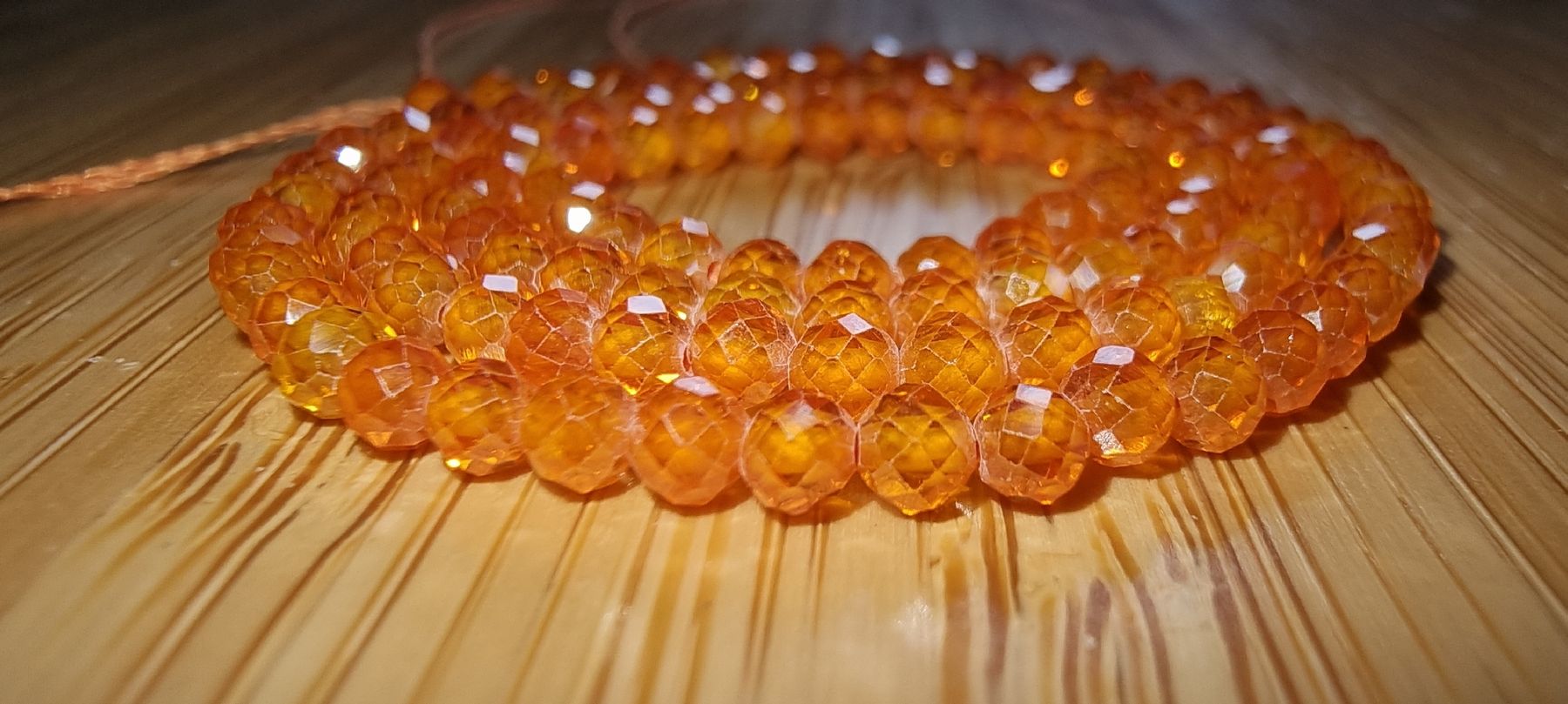 Minerali & Pietre curative: Zirkon Orange facettiert 3mm. Strang – Nuovo e nell'imballaggio originale da Menziken venduto da Mirager 2