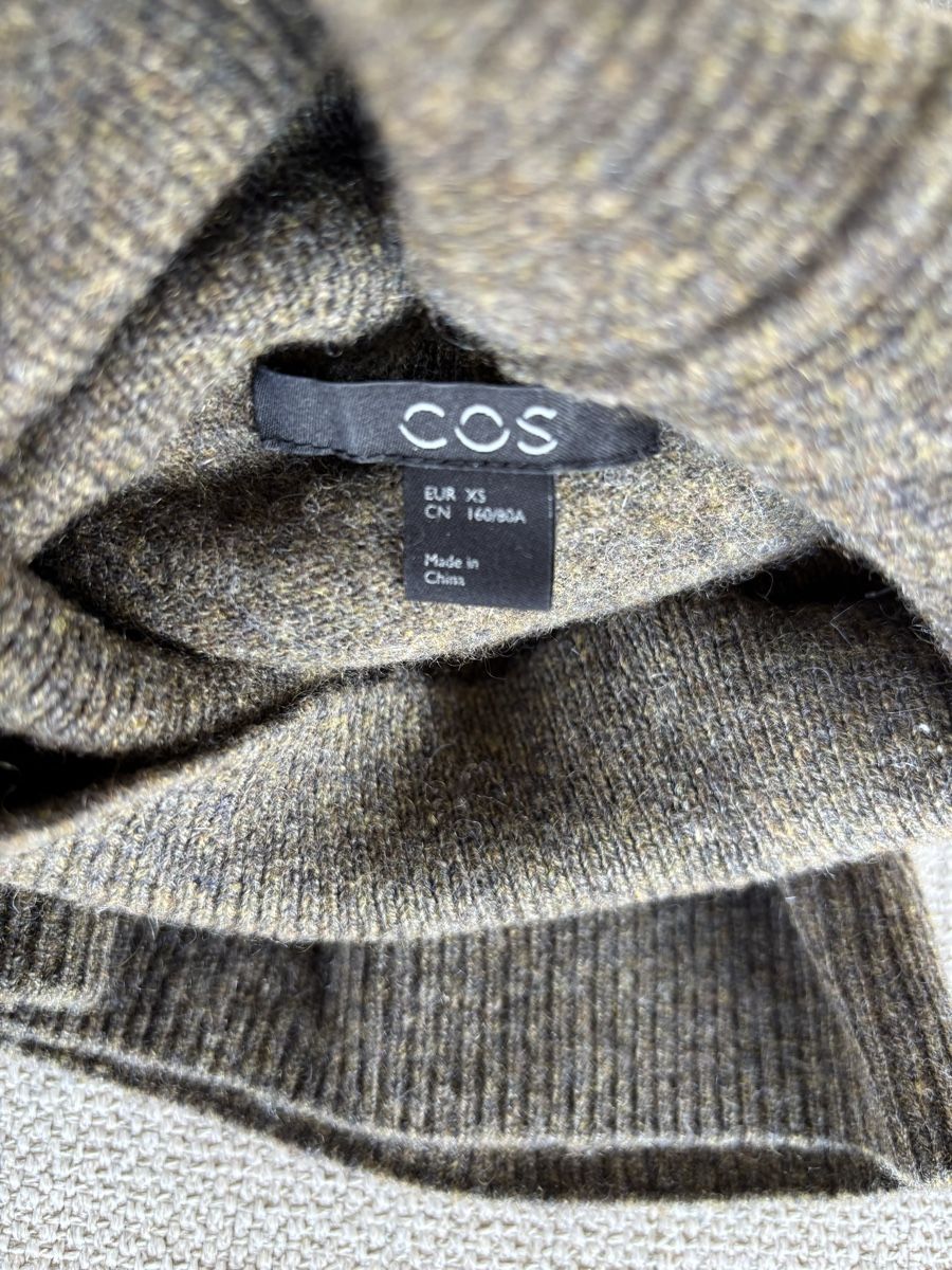Cos Top: COS Kaschmirtop – Usato da Walchwil venduto da Ca_st26 1