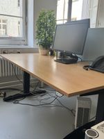 Schreibtisch höhenverstellbar OMIT Buche gute Zustand