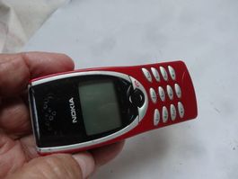 NOKIA 8210 ANTIK HANDY .OHNE CHARGER.NICHT TESTED.NO WORK