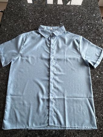 Neues kurzarm Herren Hemd in Grösse XXL