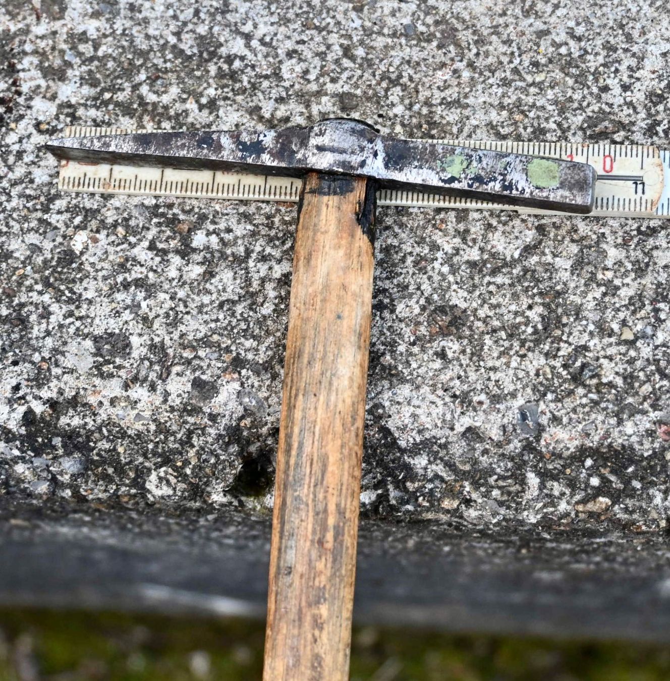 Tutti gli attrezzi: alter Kesselsteinhammer ? schmaler kopf – Usato da Pfaffhausen venduto da mono_rec 1