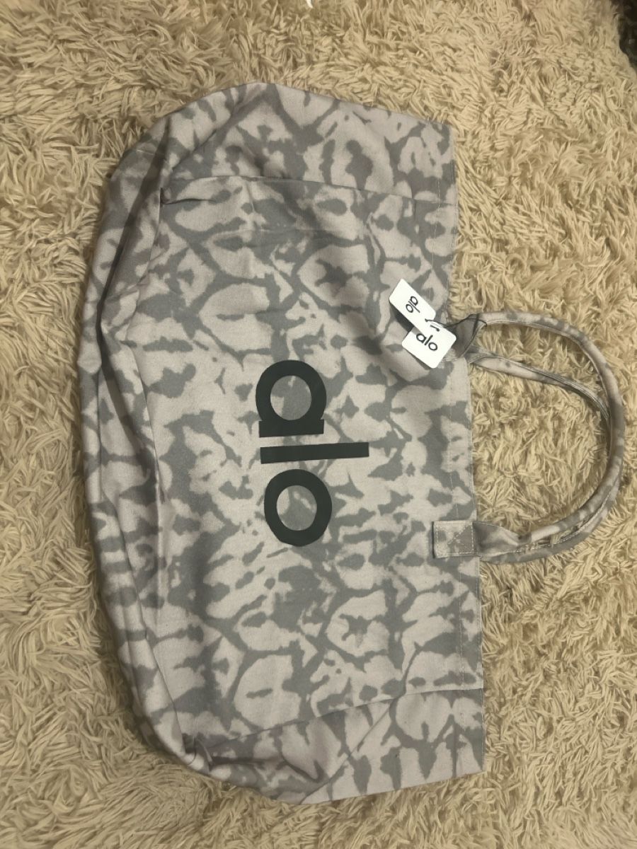 Alo Yoga Taschen: Alo yoga bag – Neu und originalverpackt aus Carouge GE von nad_7nrw 2