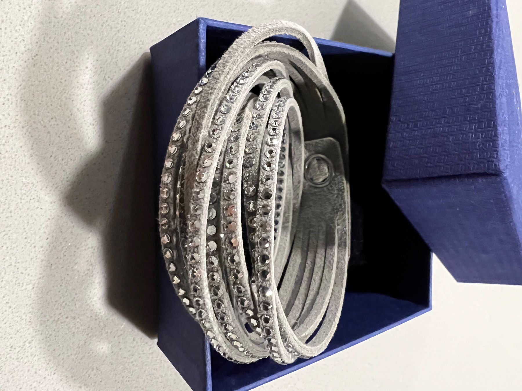Swarovski Armbänder & -reifen: Swarovski Armbänder (2x) – Gebraucht aus Basel von Ajtyyy 1