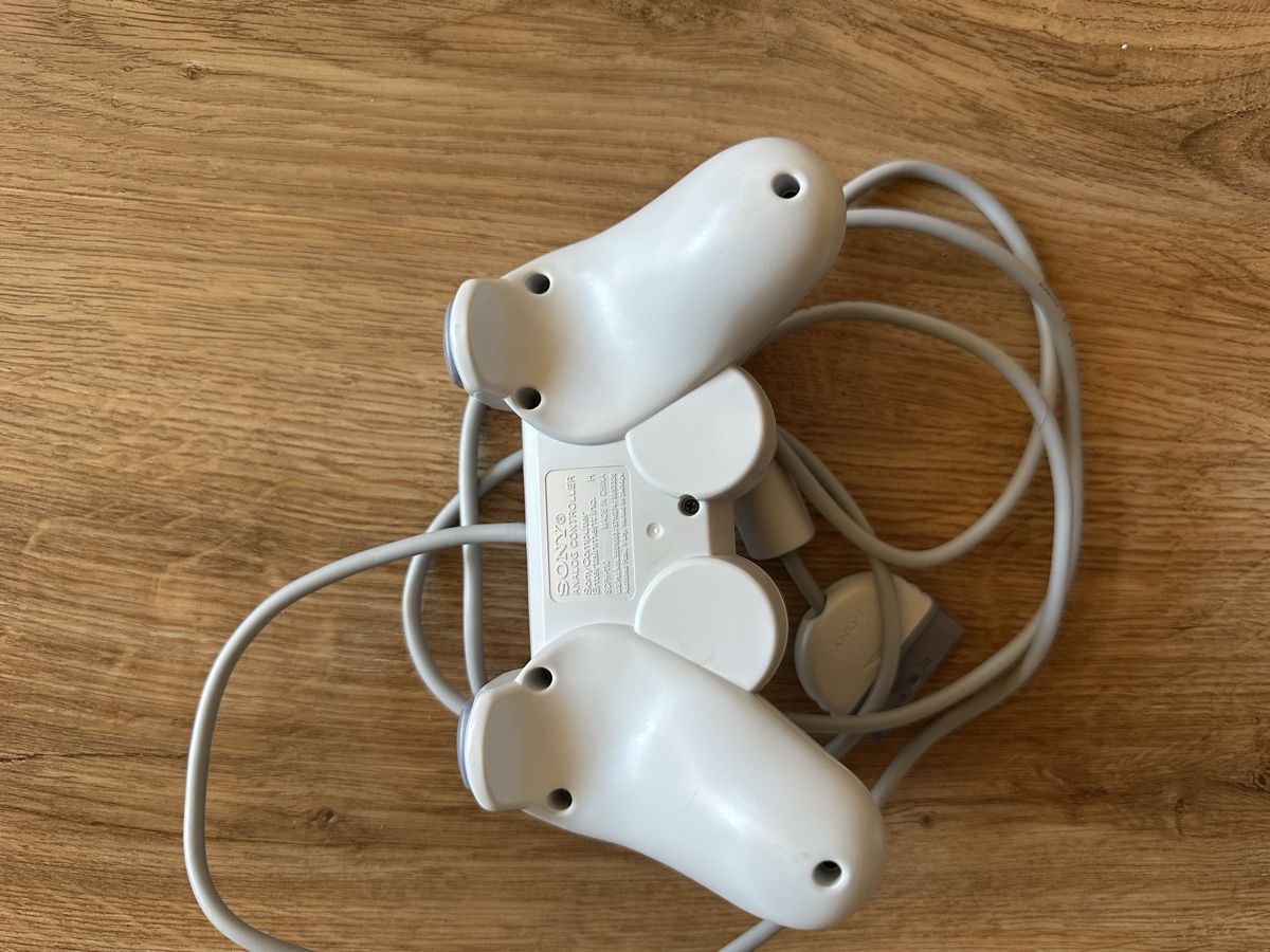Sony Controller: Psone Controller wie Neu – Usato da Messen venduto da mbrnx99 1