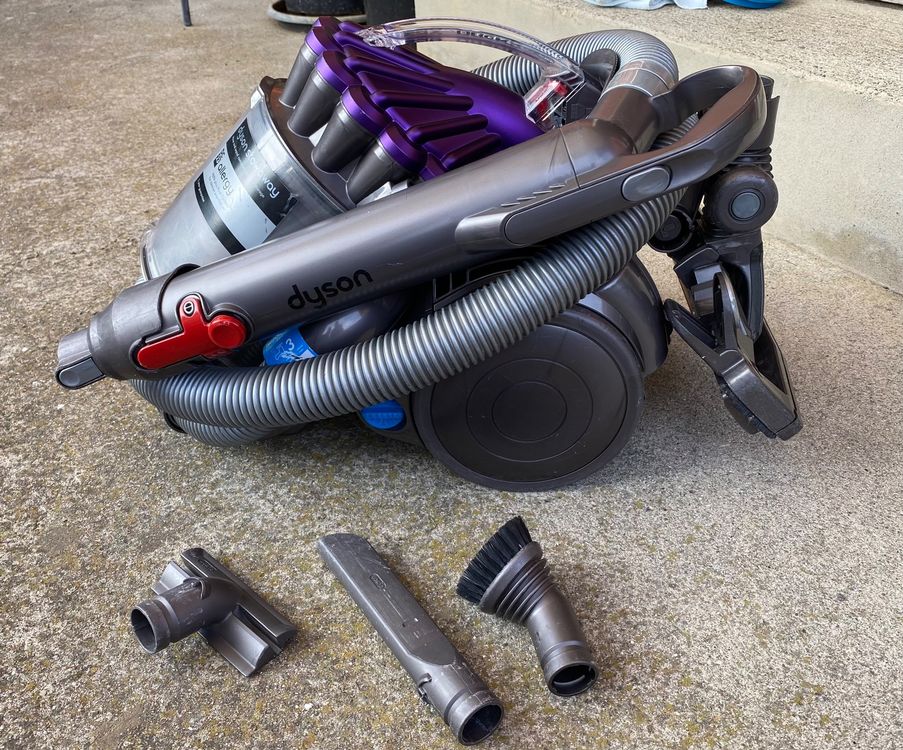Staubsauger dyson DC23 allergy (Gebraucht) in Weissenburg für CHF 50 ...