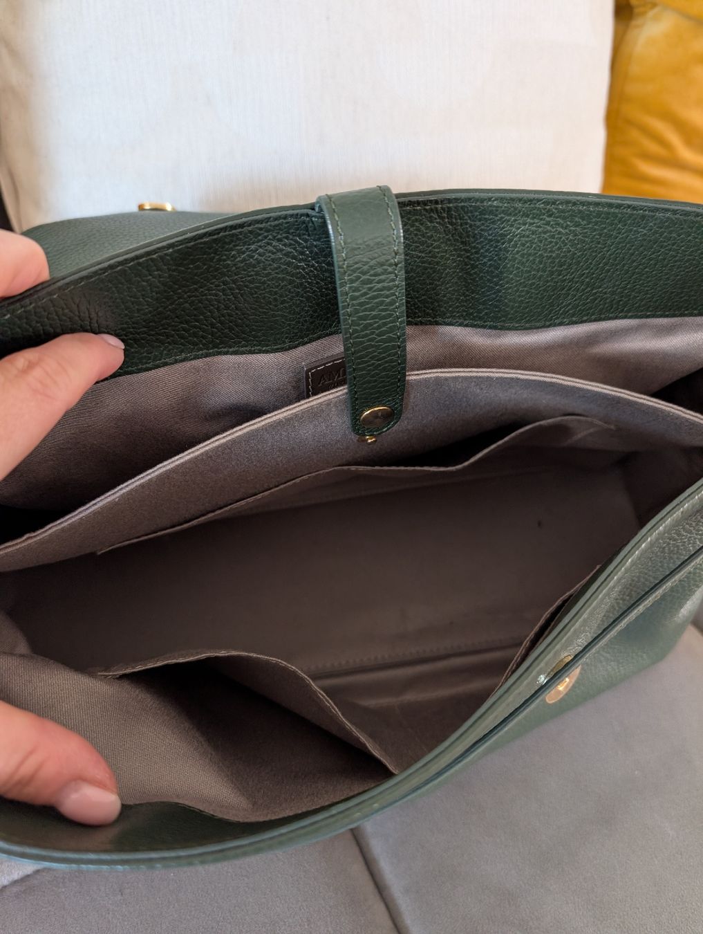 Alemi Zaini: Ameli Zürich Viadukt Rucksack – Usato da Dübendorf venduto da Noobistine 2
