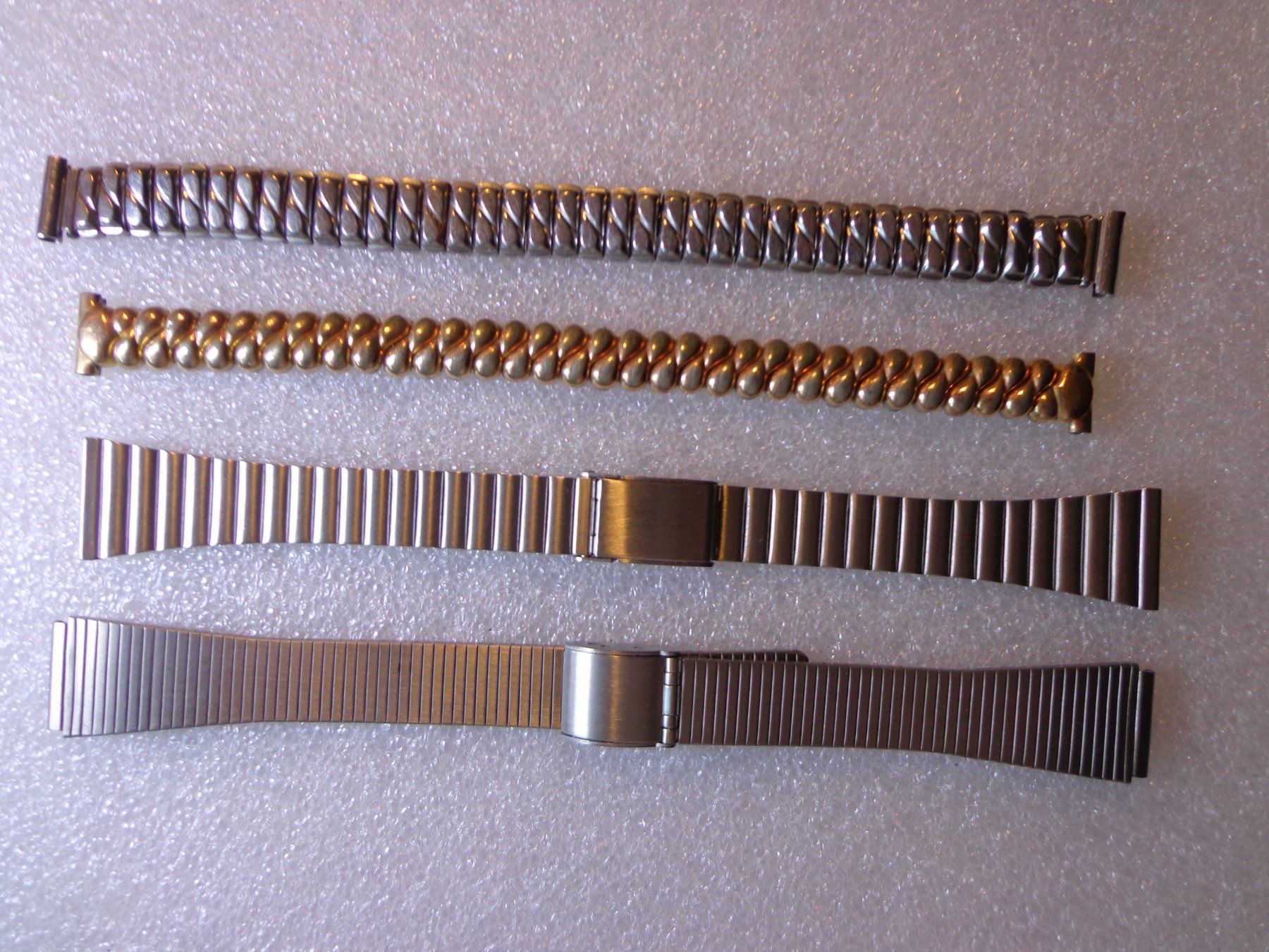 Bracciali & Braccialetti: Uhrenbänder Metalluhrenbänder – Nuovo e nell'imballaggio originale da Hinterkappelen venduto da Roku5 3