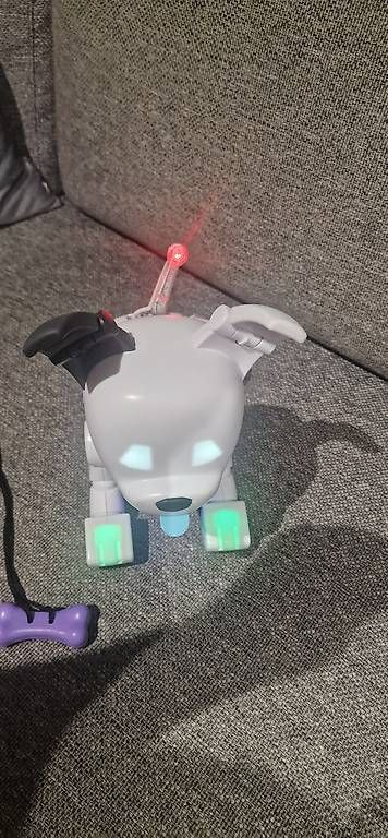 Giocattoli: Cane robot Dog-e interattivo – Usato da Massagno venduto da Ale86
