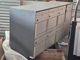 Briefkastenanlage für 7 Parteien (Aludesign)