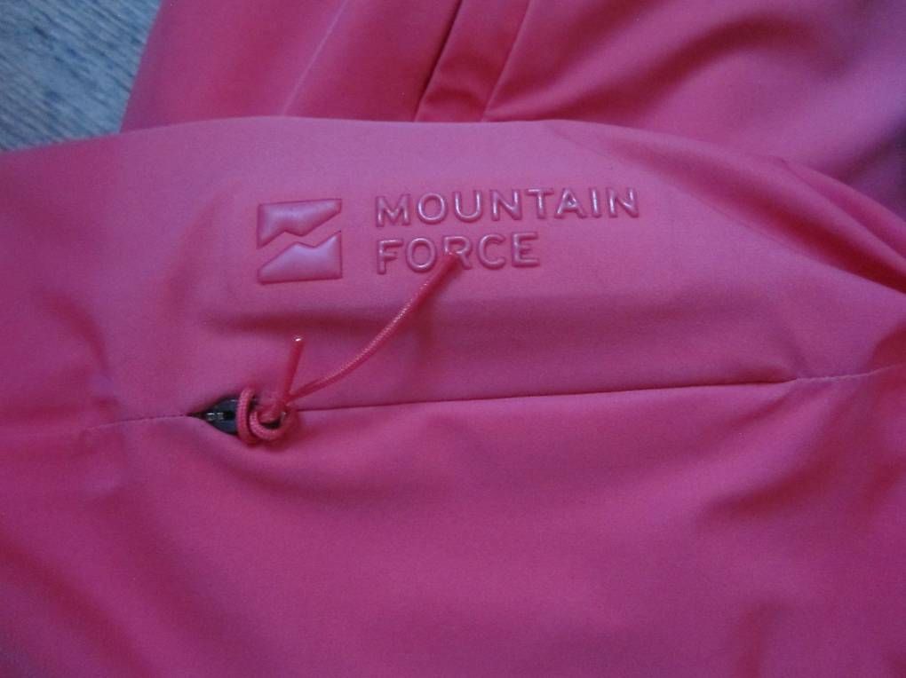 Ensembles & Tailleurs: Skianzug Mountain Force – D'occasion à Unteriberg par Gundm 1