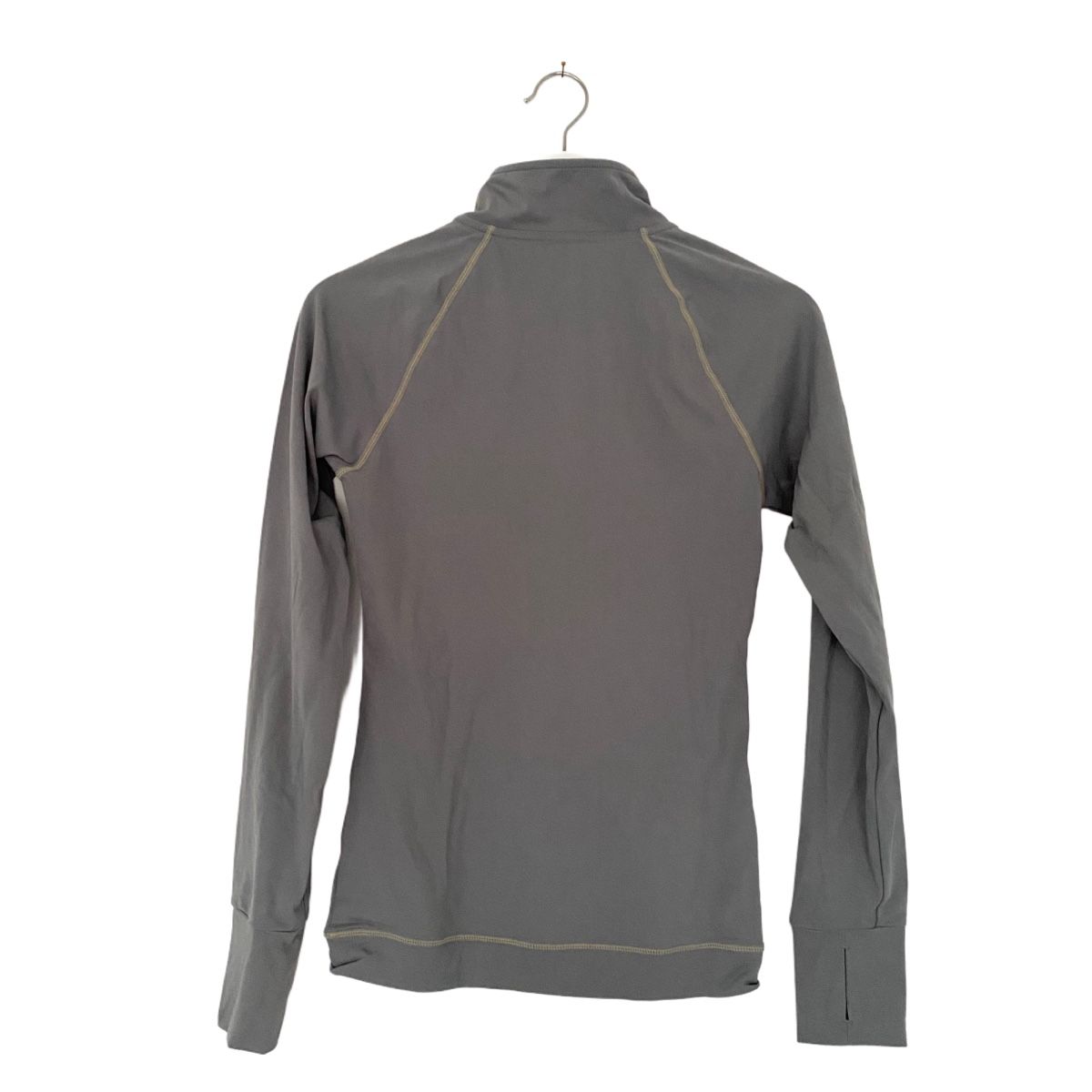 Maglioni & Felpe: Sportshirt – Usato da Bonstetten venduto da zweitihand.shop 1