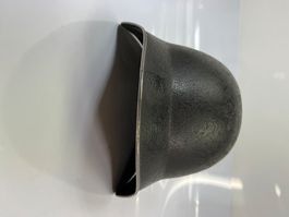 Militärhelm aus Stahl /casque en métal militaire