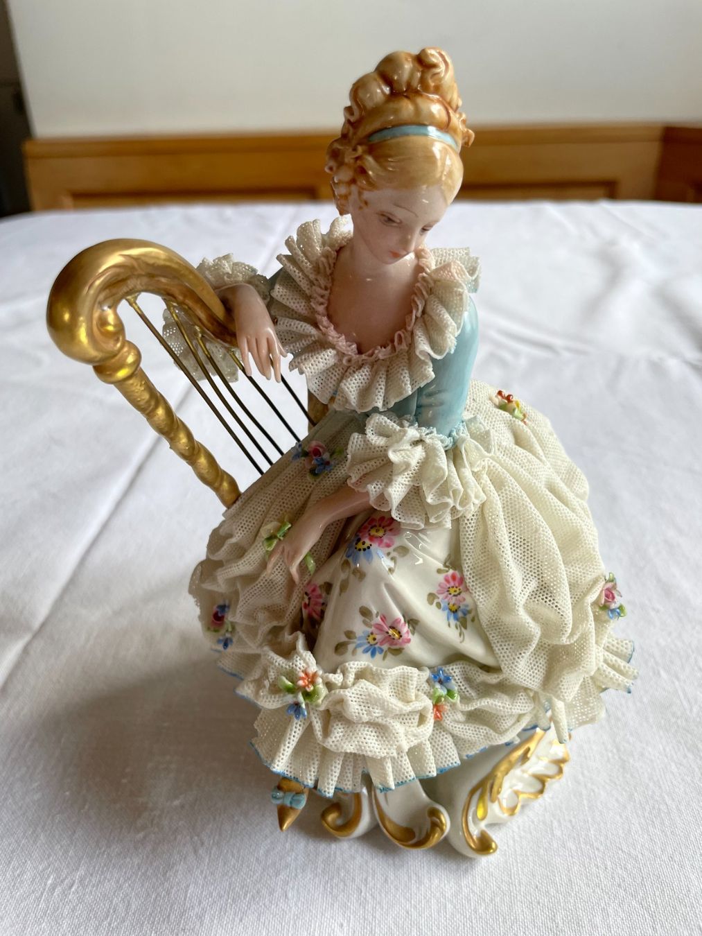 Figurines: Dame mit Harfe – D'occasion à Ilanz par pat_kz57 2