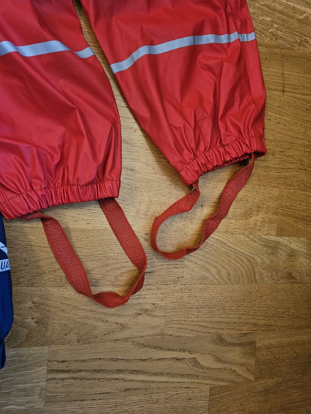 Lotti di vestiti: Regenbogen gefüttert 122 – Usato da Landquart venduto da scharlachroti 1