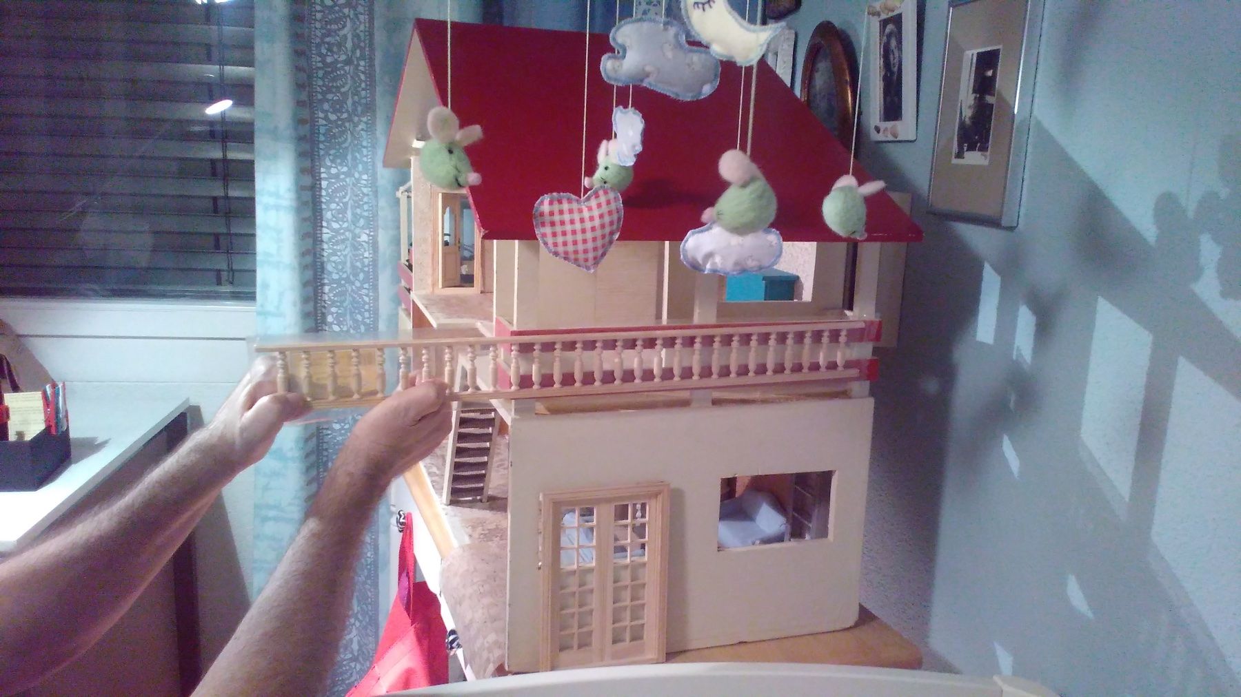 Case e mobili per bambole: wunderschönes Puppenhaus – Usato da Uster venduto da ruehan 6
