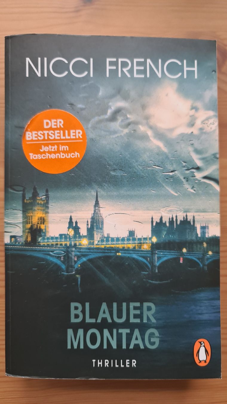 Libri: Nicci French - Blauer Montag – Usato da Gerlafingen venduto da ReiseKit