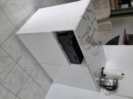 Top Zustand: Elegante Küche mit Marmor-Optik zu verkaufen!