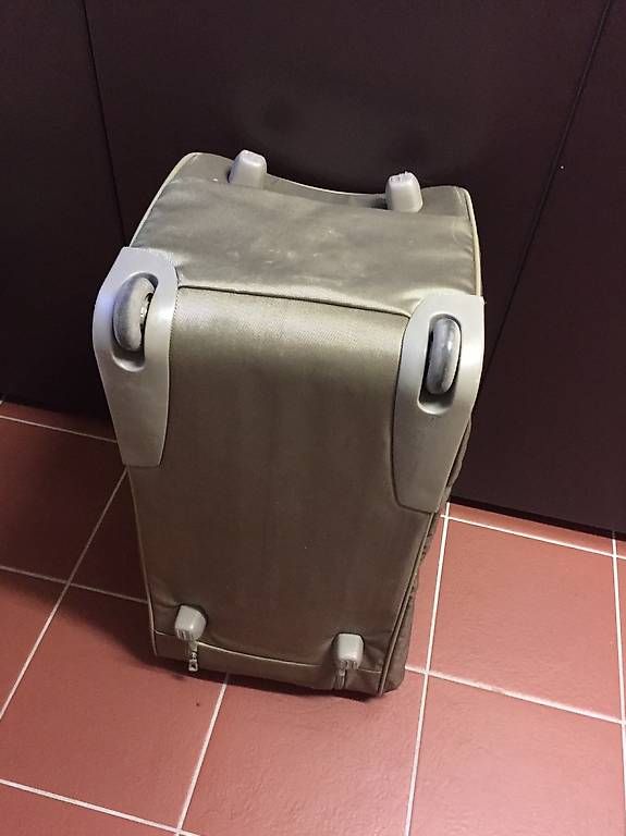 Valigie: Grande valigia SUPERGA – Usato da Massagno venduto da dar_8mq5 4