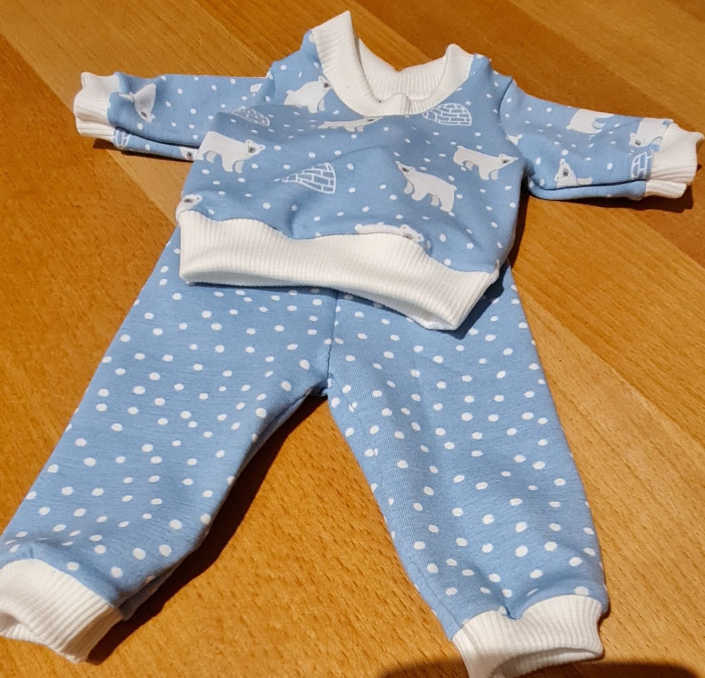 Bambole: Puppen pjyama gr 40-43 – Nuovo (secondo la descrizione) da Muttenz venduto da Moner 1
