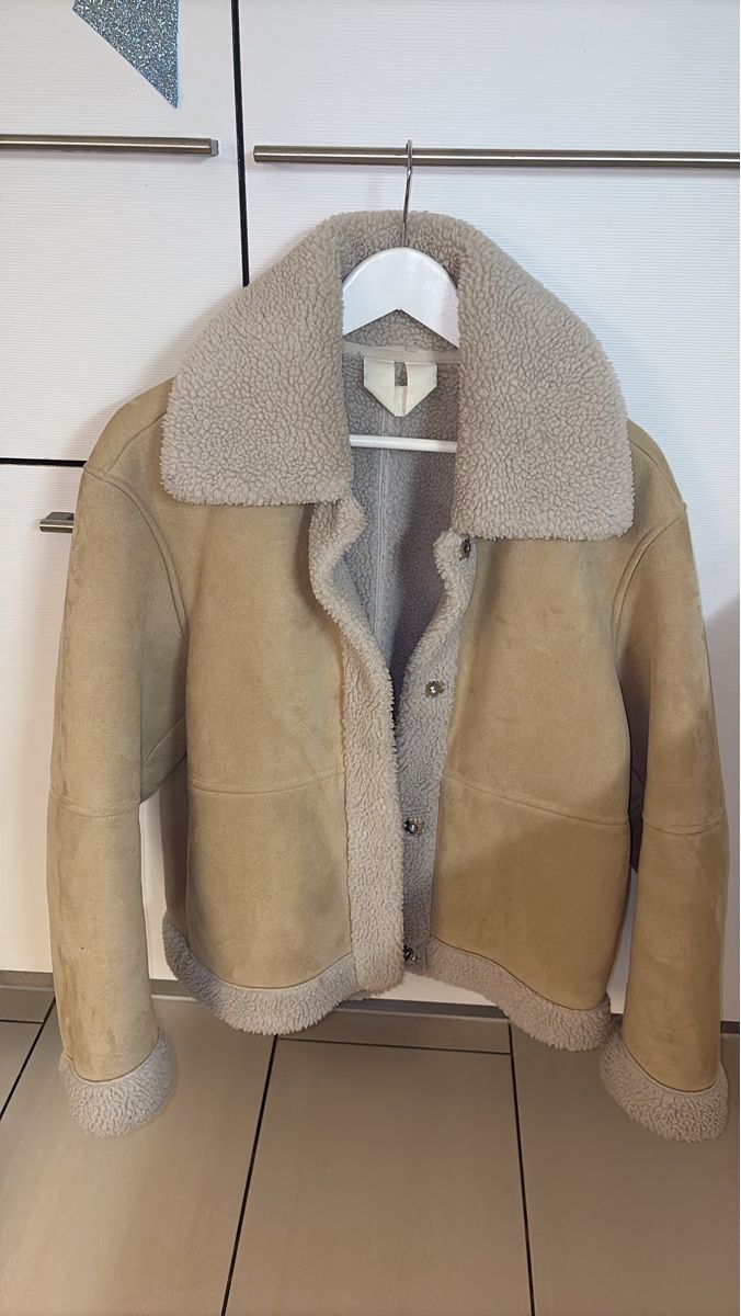 Arket Giacche: Arket teddyfell jacke – Usato da Kaiseraugst venduto da deb_998t