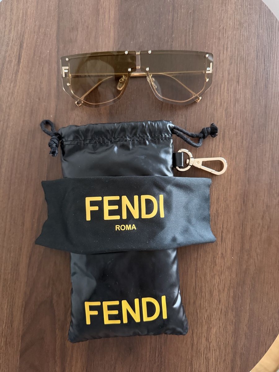 Fendi Occhiali & Lenti: Fendi Sunglasses F Freedom Shield Gold Brown Gradient – Nuovo (secondo la descrizione) da Kilchberg ZH venduto da sch_lv6z 2