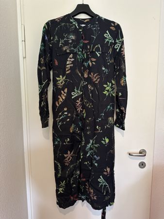 DEDICATED Kleid, Grösse M, Herbstliches Design, Top Zustand