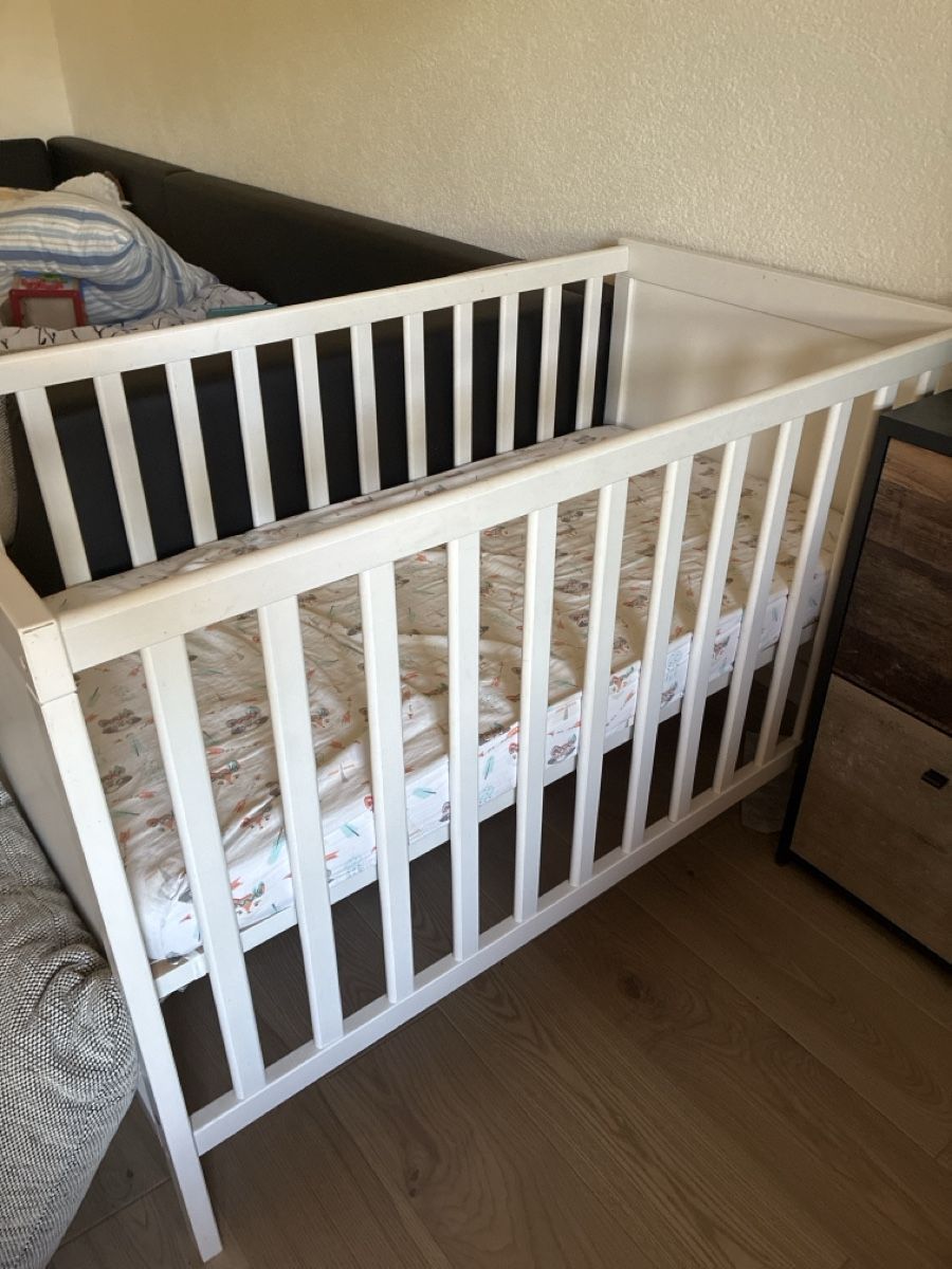 Ikea Betten: Baby Bed White IKEA Sundvik – Gebraucht aus Niederbipp von mka_65kg