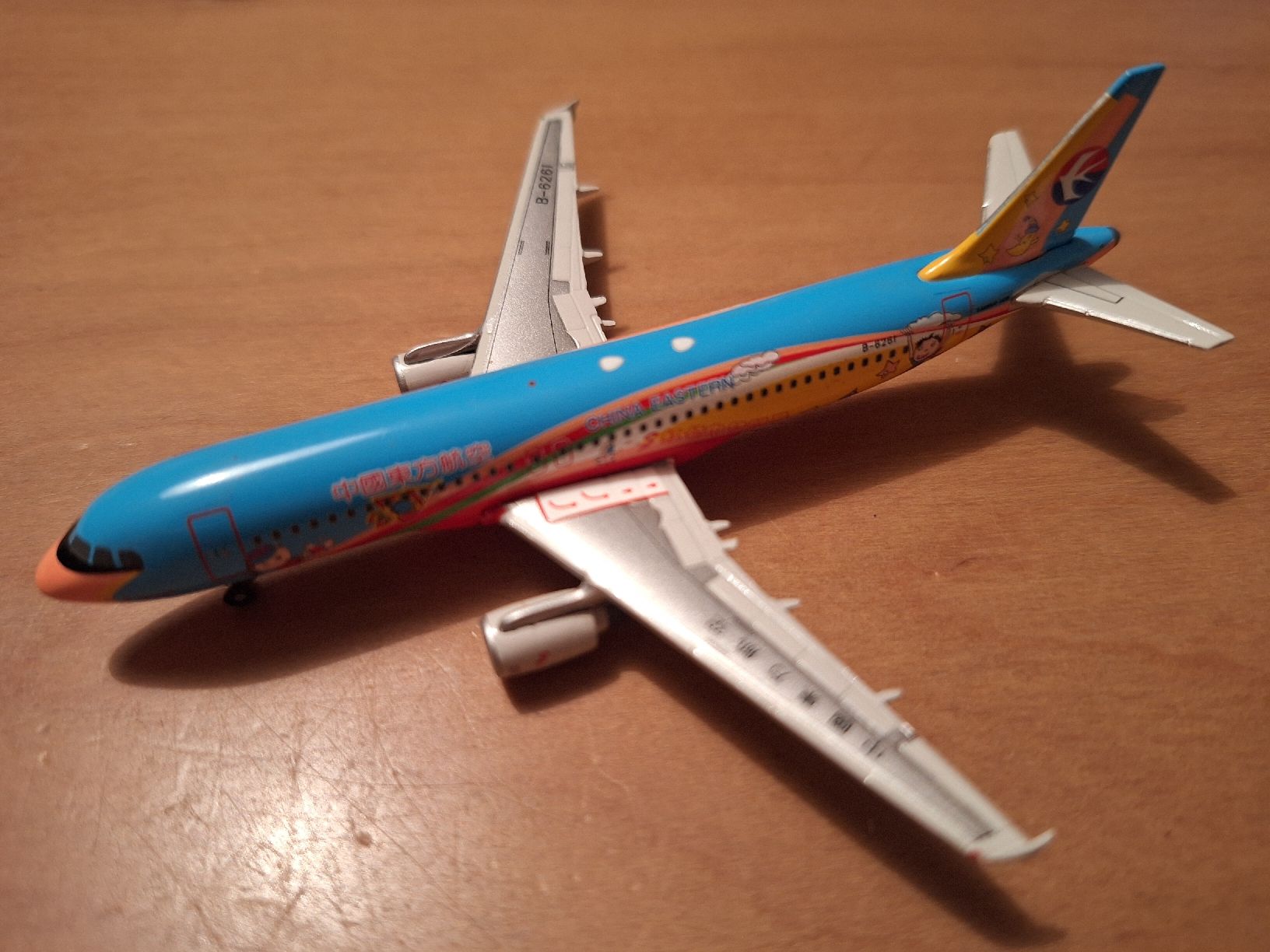 Airbus Kit di modellismo & Modellini statici: A320-200 China Eastern 1:400 B-6261 Limited Edition  – Usato da Sargans venduto da nicsam1815 1