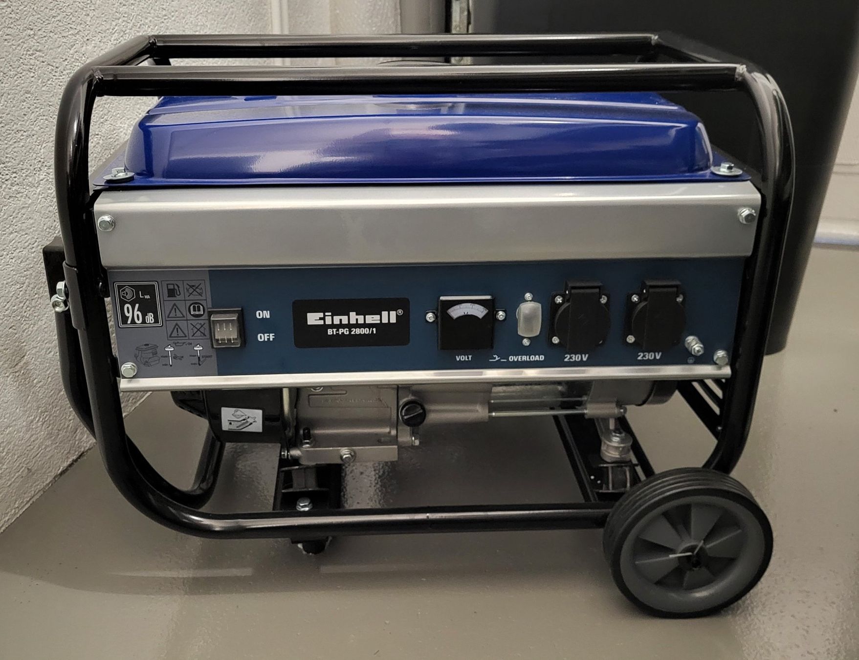 Einhell Stromgeneratoren: Einhell Stromerzeuger BT-PG 2800/1 (ungebraucht) – Neu (gemäss Beschreibung) aus Péry von