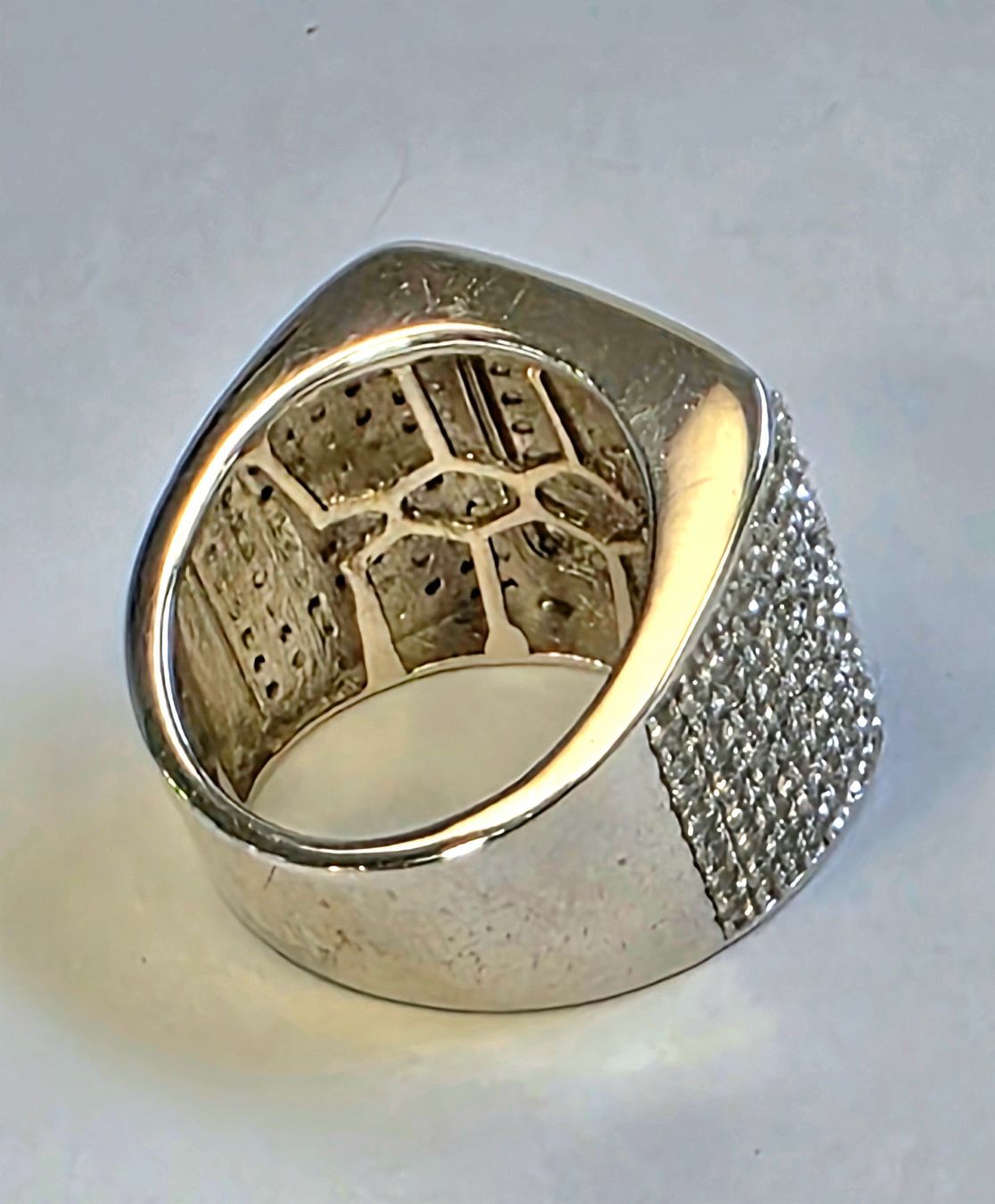 Anelli: Herren Ring mit vielen Diamanten Grösse 59 – Nuovo (secondo la descrizione) da Zürich venduto da Bieter04 8