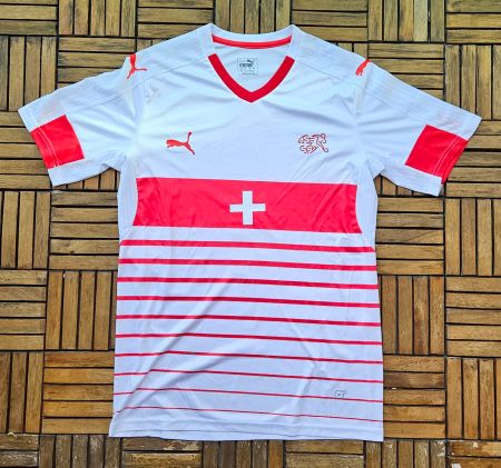 Fussball Trikot Schweiz, Grösse L Puma, 2016