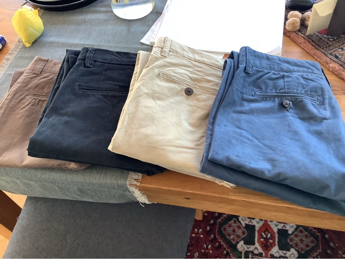 Pantalons: Herrenhosen Gr 46 – D'occasion à Wildegg par mollilove