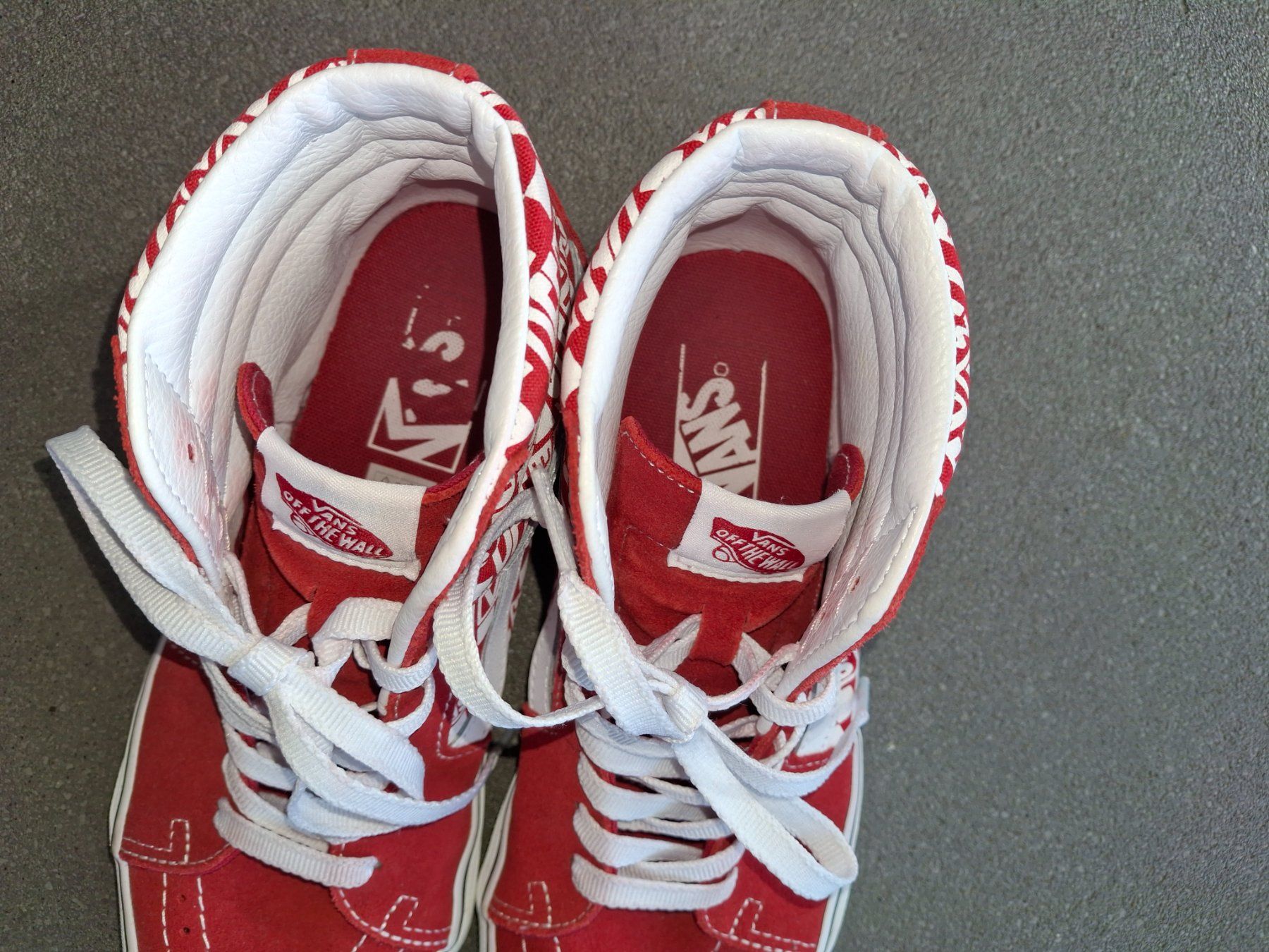 Vans Scarpe da uomo: Vans Sk8-Hi Sneaker 39 – Usato da Widnau venduto da Ms_Lefthand 2