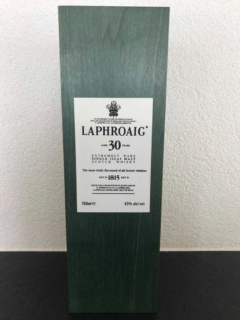 Laphroaig Spirituosen: LAPHROAIG 30 Years 43% vol. – Neu und originalverpackt aus Utzigen von Lavendel1975 1