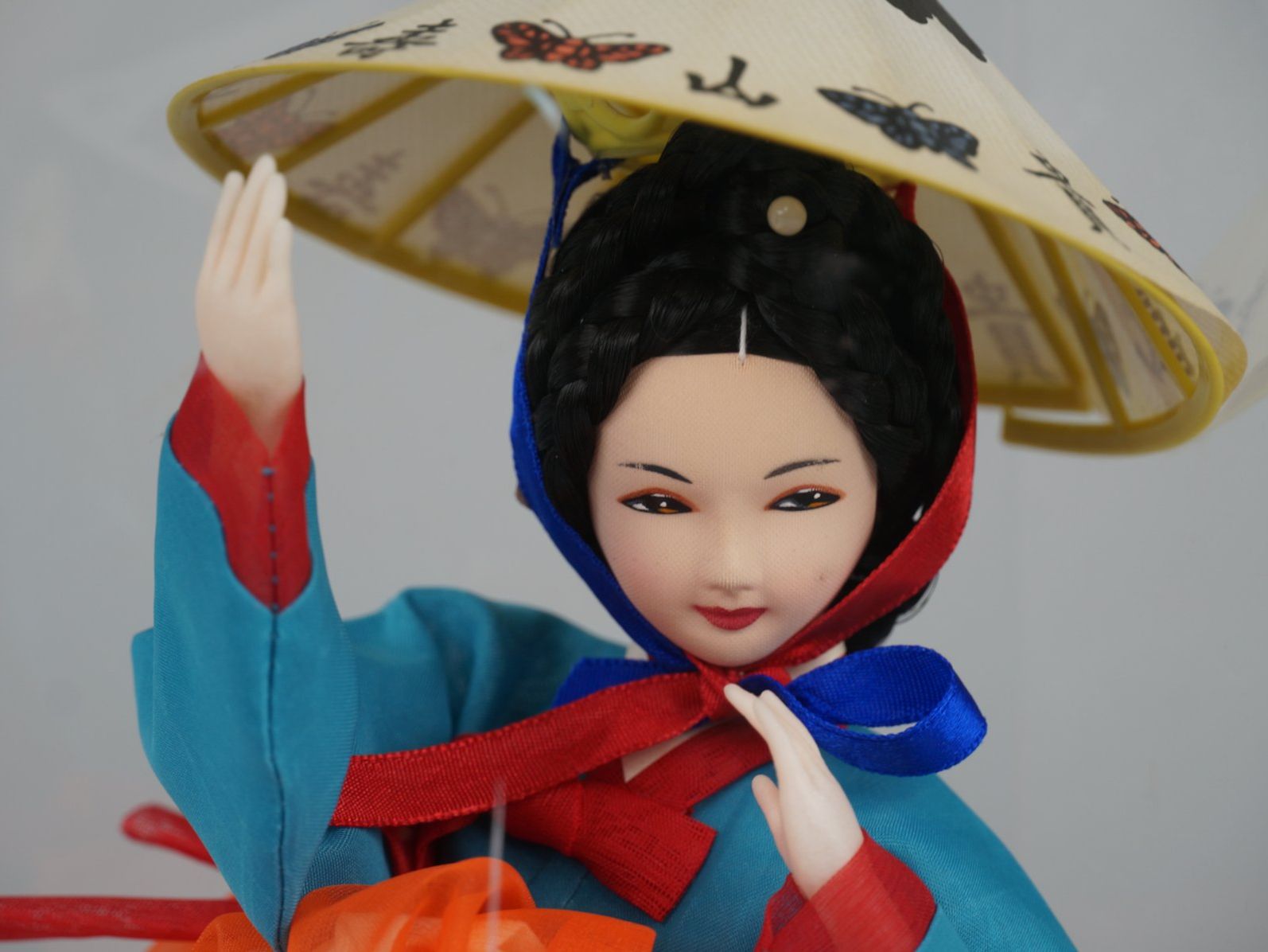Statuette: Koreanische Hanbok-Puppe 12" – Usato da Rüti ZH venduto da Restwert_Rueti_ZH 4